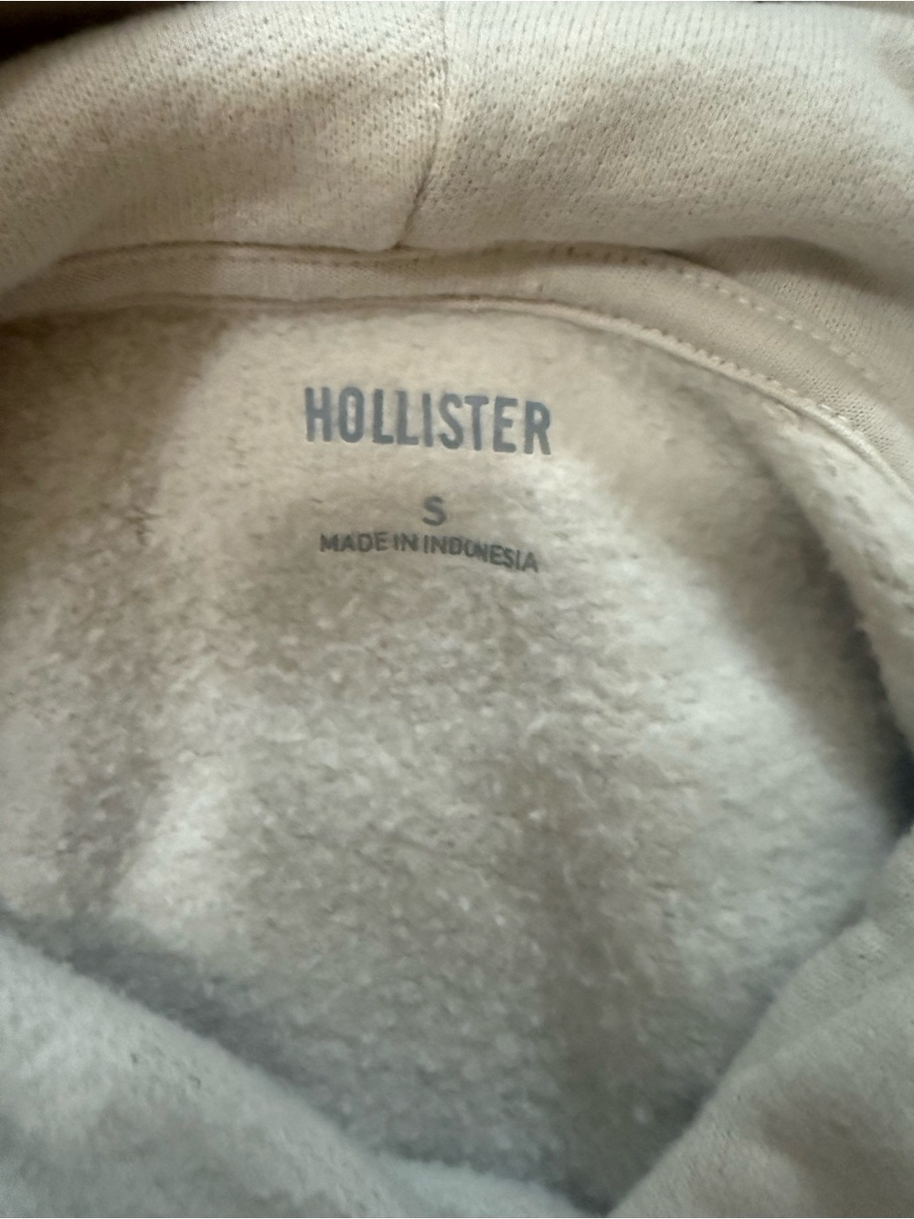 Hollister Hoodie and Sweatpant Set - Picture 3 of 3